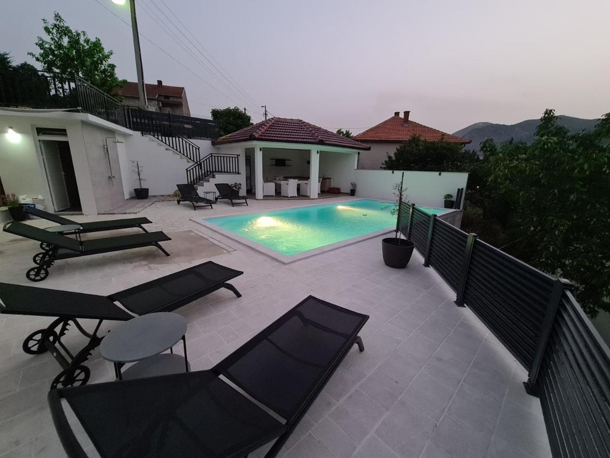 Studio Apartmani Milovic Trebinje Exterior foto